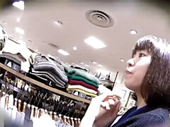 Азиатки, Японки, На публике