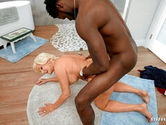 Grosser schwanz, Blondine, Vollbusig, Oma, Hardcore, Reif, Milf, Mutti