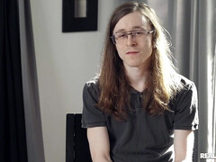 Americano, Mamada, Garganta profunda, Estilo perrito, Atragantadas, Tetas naturales, Perforación, Tatuaje