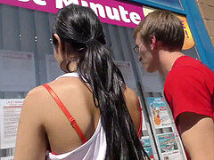 Blasen, Braunhaarige, Tschechisch, Fingern, Lecken, Geld, Realität, Jungendliche (18+)