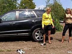 Grosse titten, Blondine, Hd, Lesbisch, Milf, Im freien