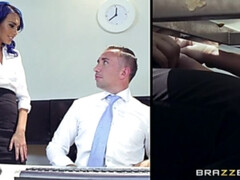 Blasen, Braunhaarige, Füsse, Natürlichen titten, Büro, Orgie, Pov, Realität