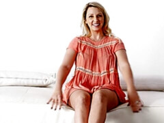 デカ尻, ブロンド, フェラチオ, バック, 手コキする, 淫乱熟女, パンティ, ストリッピング