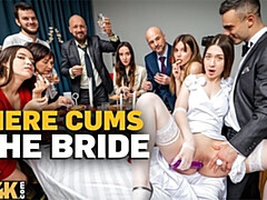 18 jahre, In den arsch, Blasen, Braunhaarige, Kleid, Hd, Russisch, Bizarr