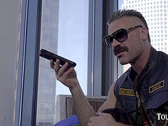 Pijpbeurt, Harig, Moeder die ik wil neuken, Tieten likken