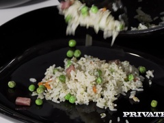 Gros cul, Sucer une bite, Brunette brune, Faciale, Poilue, Fille latino, Chatte, Russe