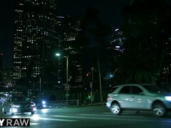 Beso negro, Tetas grandes, Mamada, Morena, Corridas faciales, Penetracion con dedos, Penetracion con puños, Juguetes