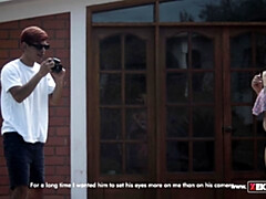 Gros cul, Grosse bite, Gros seins, Blonde, Sucer une bite, En levrette, Hd, Fille latino