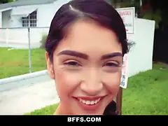 Blonde, Brunette brune, En levrette, Faciale, Le plan cul à quatre, Orgie, Fête, Criant