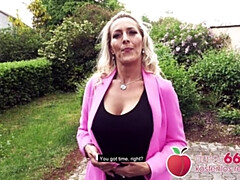 Amateur, Blonde, Tir de sperme, Allemand, Mère que j'aimerais baiser, Maman, Public, Rasée