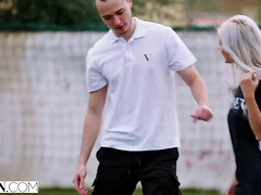 Grosser schwanz, Grosse titten, Vollbusig, Kehlenfick, Erotisch, Natürlichen titten, Rasiert, Jungendliche (18+)