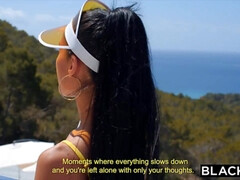 Tussi, Grosser schwanz, Blasen, Aufs gesicht abspritzen, Hd, Natürlichen titten, Im freien, Pov