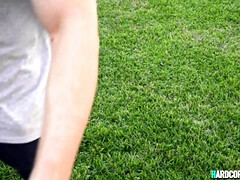 Leie, Blasen, Freundin, Im freien, Zierlich, Pool, Pov, Ablutschen