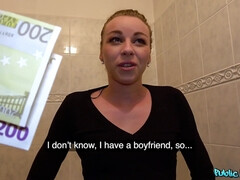 Enthousiasteling, Kont, Blond, Frans, Buiten, Doordringend, Gezichtspunt, Openbaar
