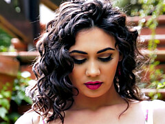 Grote mammen, Bruinharig, Hd, Indisch, Openbaar, Alleen