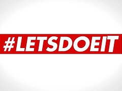 Grosse titten, Blasen, Braunhaarige, Spermaladung, Hotel, Natürlichen titten, Realität, Titten