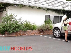 Culo grande, Verga grande, Tetas grandes, Rubia, Mamada, Tetona, Estilo perrito, Afeitado