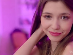 En levrette, Doigter, Béant, Masturbation, Culottes ou slips, Chatte, Solo, Adolescente