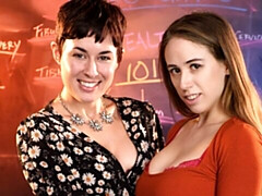 18, デカ尻, デカパイ, キス, レズビアン, オナニー, 剃毛, ティーン