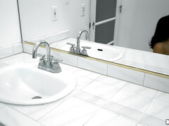 Любители, Ванна, Брюнетки, Измена, Фетиш, Две девушки, На кухне, Натуральные сиськи