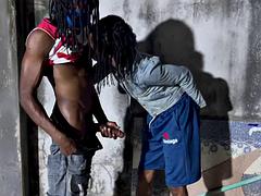 Любители, Большой член, Черные, Минет, Парочка, Черненькие, Геи, Секс без цензуры