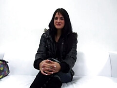 Czech Amateur Casting: Zaneta