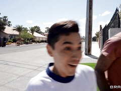 素人, デカパイ, フェラチオ, 巨乳な, 異人種間, なめる, 剃毛, 三人