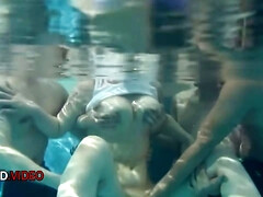 Grote mammen, Pijpbeurt, Bruinharig, Japaans, Rijpe lesbienne, Moeder, Feest, Schreeuwen