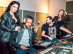 Grote kont, Zwart, Pijpbeurt, Hondjeshouding, Vingeren, Handbeurt, Interraciaal, Moeder die ik wil neuken