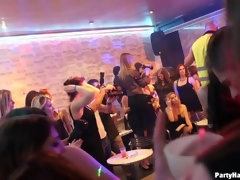 ブロンド, 茶髪の, 着衣女と全裸男, ダンス, キス, 下着, オージー, オッパイの