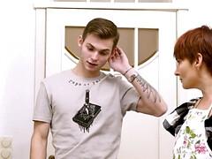 Arsch, Grosser arsch, Vollbusig, Pummelig, Oma, Handjob, Hd, Russisch