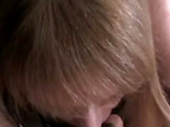 Leie, Blondine, Blasen, Spermaladung, Handjob, Hausfrau, Pov, Schlucken