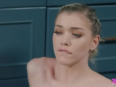 69, デカ尻, デカパイ, 黒人, ドイツ人, なめる, タトゥー, オッパイの