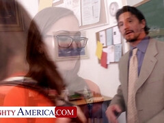 18 jahre, Braunhaarige, Hochschule, Hardcore, Natürlichen titten, Zierlich, Muschi, Realität