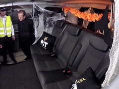 Nana, Sucer une bite, Britannique, Plantureuse, Voiture, Fétiche, Hard, Police