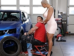 Gros seins, Blonde, Plantureuse, Tchèque, Fétiche, Talons, Léchez, Mère que j'aimerais baiser