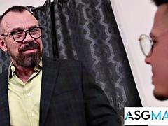 Grosse bite, Sucer une bite, Homosexuelle