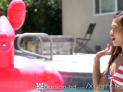 Asiatisch, Grosser schwanz, Blasen, Prominente, Aufs gesicht abspritzen, Titten