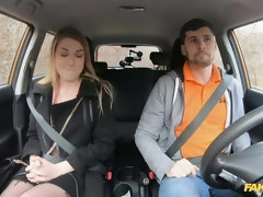 Gros cul, Blonde, Voiture, Branlette thaïlandaise, Hard, Mère que j'aimerais baiser, De plein air, Dénudage