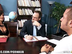 Anal, Gros seins, Sucer une bite, Brunette brune, Mère que j'aimerais baiser, Maman, Jarretelles, Nénés