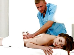 18 años, Culo grande, Verga grande, Estilo perrito, Leche, Tetas naturales, Adolescente, Tetas