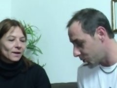 Pijpbeurt, Bruinharig, Sperma shot, Hondjeshouding, Duits, Hd, Moeder die ik wil neuken