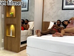 Leie, Grosser schwanz, Blondine, Blasen, Besamung, Interrassisch, Öl, Muschi