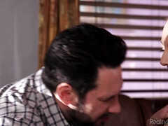 Lamer culo, Dormitorio, Rubia, Familia, Besar, Lamidas, Tetas naturales, Tetas