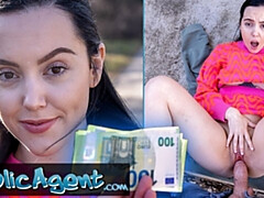 18 jahre, Blasen, Braunhaarige, Hundestellung, Aufs gesicht abspritzen, Orgasmus, Im freien, Öffentlich