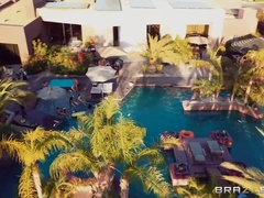 Achter de coulissen, Grote kont, Badpak, Blond, Jurk, Zwart, Europees, Italiaans