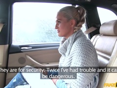 Mamada, Coche, Pareja, Corridas faciales, Al aire libre, Pov, Sexo fuerte