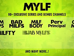 Verga grande, Tetas grandes, Mamada, Corridas, Madres para coger, Mamá, Pov, Madrastra