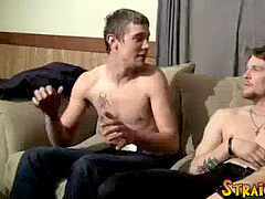 Spermaladung, Schwul, Masturbation, Solo, Tätowierung