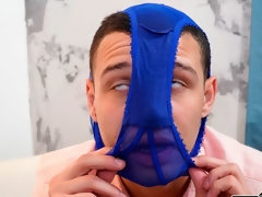 Gros seins, Sucer une bite, Attrapée, En levrette, Robe, Branlette thaïlandaise, Masturbation, Mère que j'aimerais baiser